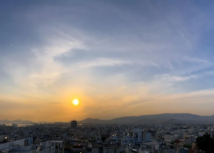 Porto Pireo Penthouse Sea View